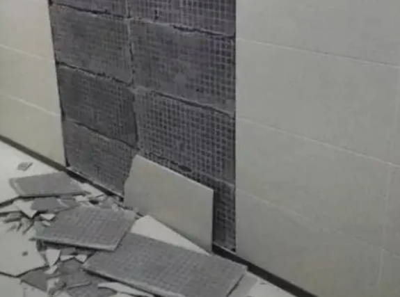沽源瓷砖空鼓维修公司分享下沽源墙砖松动维修的知识